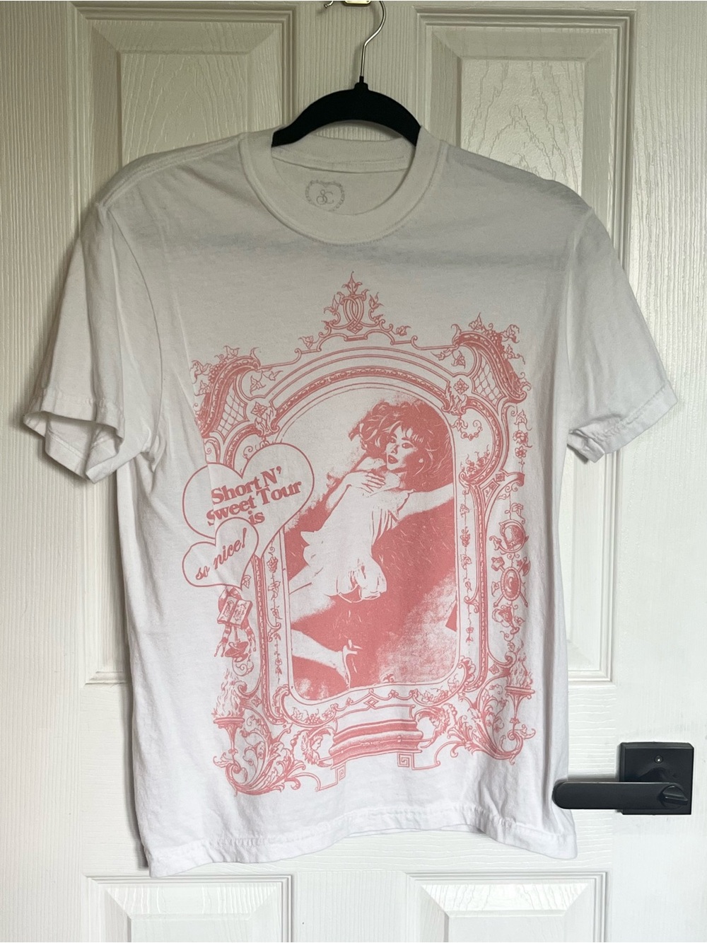 Sabrina Carpenter Short N’ Sweet Tour 2024 T-Shirt - White & Pink